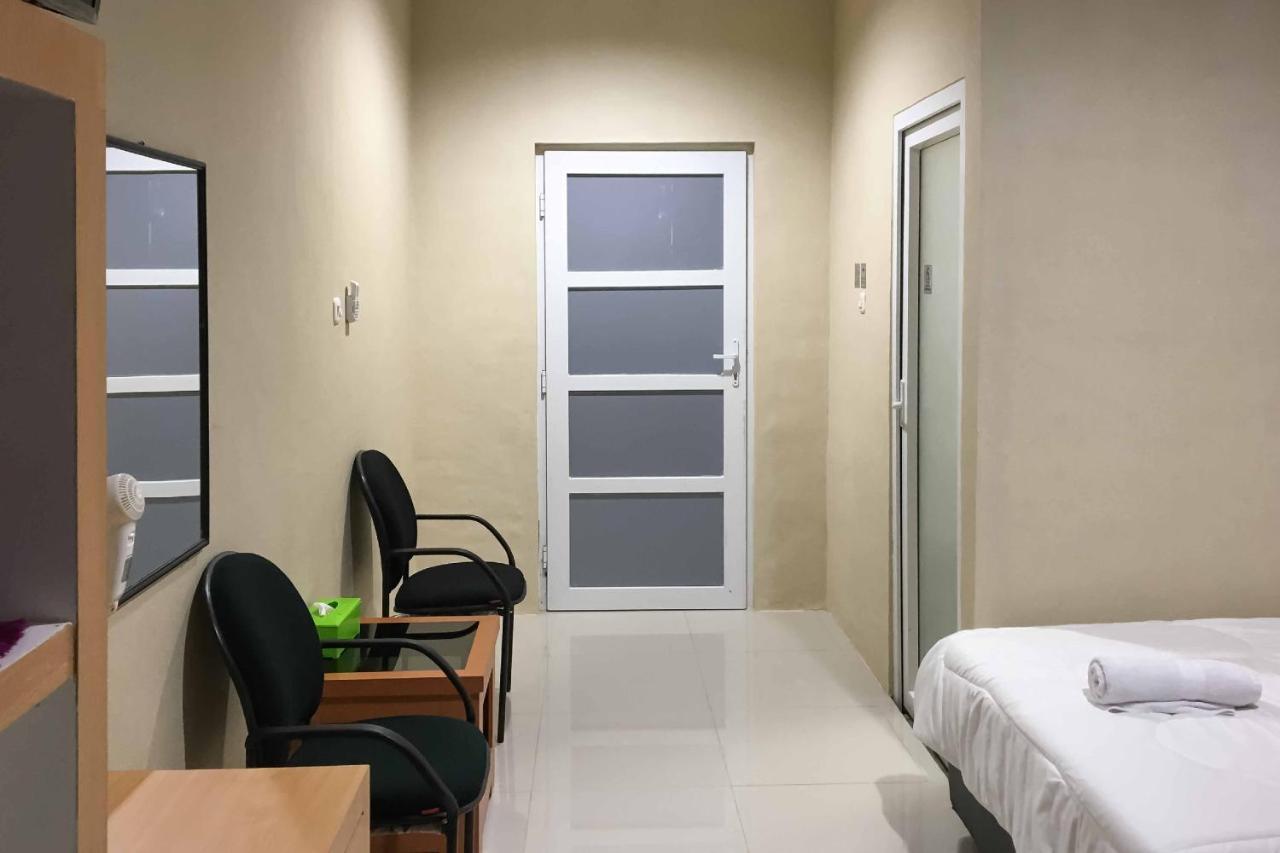 Wisma Syariah Uinsu Medan Mitra Reddoorz 外观 照片